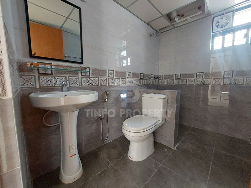 Spacious 1750 SqFt Apartment For Rent In Mirpur-6