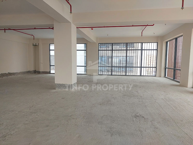 2400 Sqft Office Space is Available For Rent In Mirpur-5