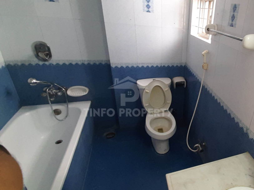 2500 Sq Ft Commercial Space Rent In Dhanmondi-6