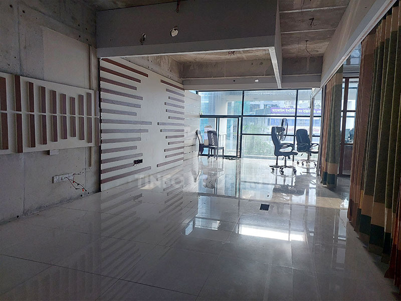 2000 Sft Open Space For Office up for Rent In Dhanmondi 32-2