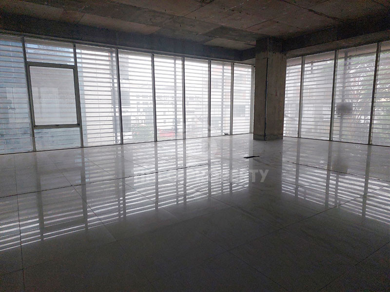 2000 Sq Ft Commercial Space Is Up For Rent In Dhanmondi-5