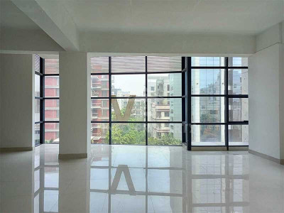 2118 Sq Ft Commercial Space for Rent in Banani