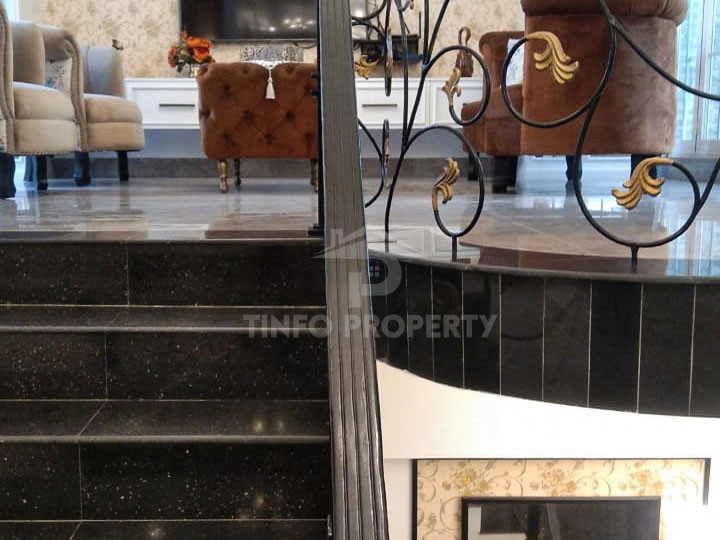 Elegant Duplex House For Rent In Gulshan-8
